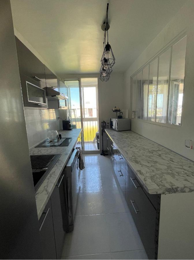 Appartement Proche Aeroport Marignane Bagian luar foto