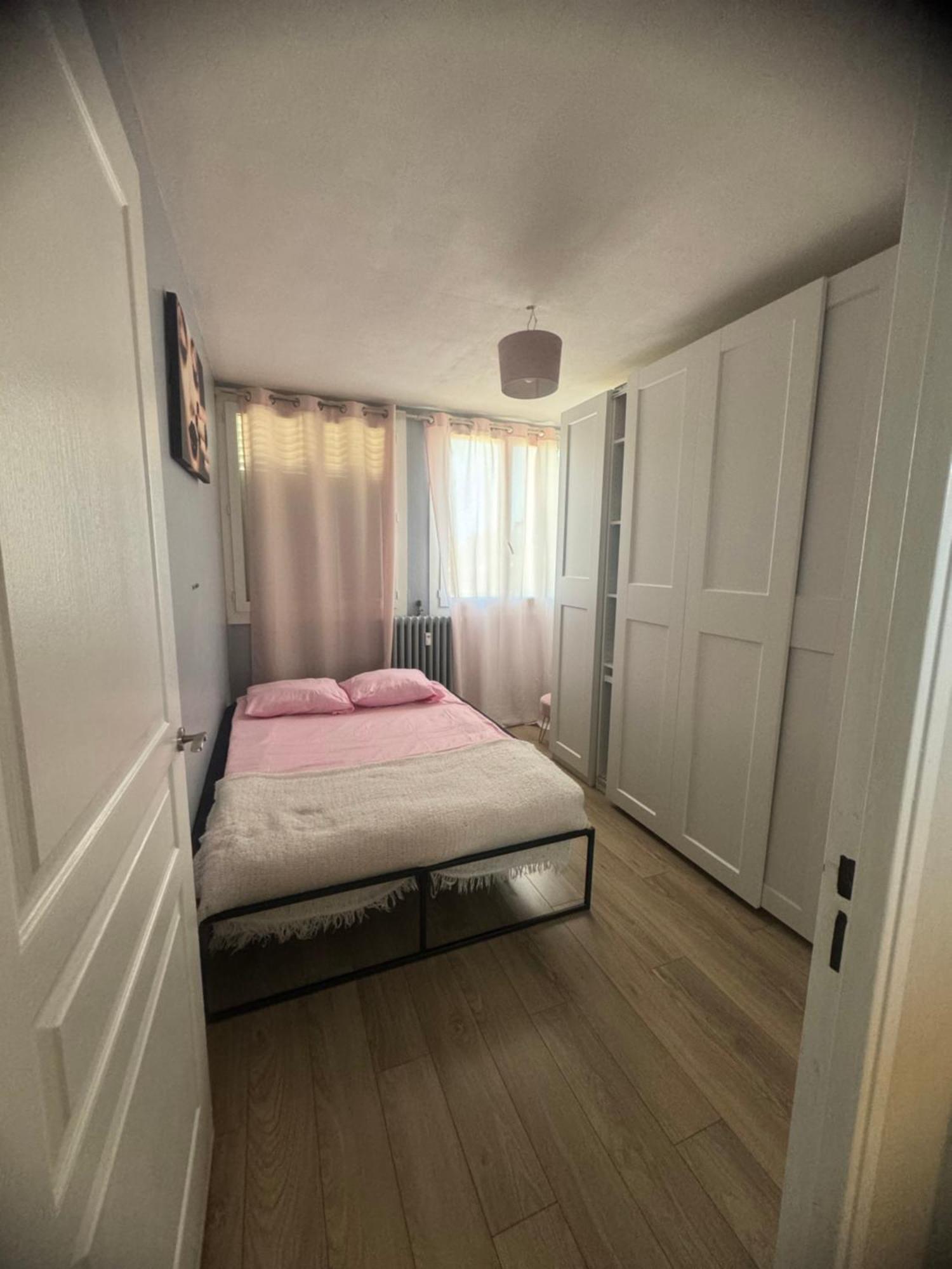 Appartement Proche Aeroport Marignane Bagian luar foto